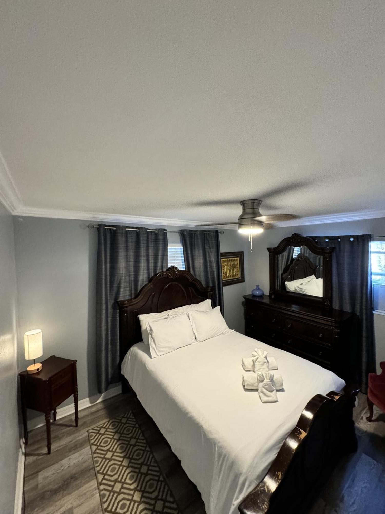 Downtown Single Family Modern Bungalow Close To Beaches And Dining Home Sarasota Luaran gambar